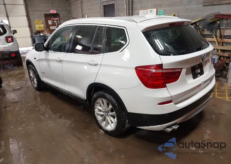 2013 BMW X3 xDrive28I z USA, uszkodzony, nr VIN 5UXWX9C56D0A22254